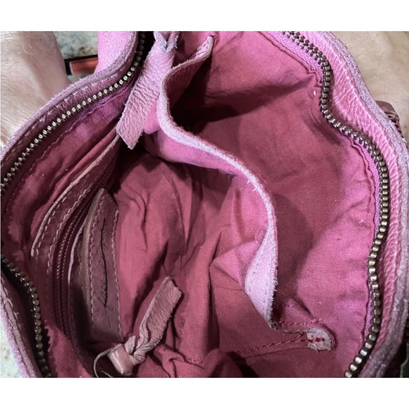 Free People Wade Leather Sling Bag Crossbody Strap Pink Rose Pebbled Leather - Picture 6 of 6